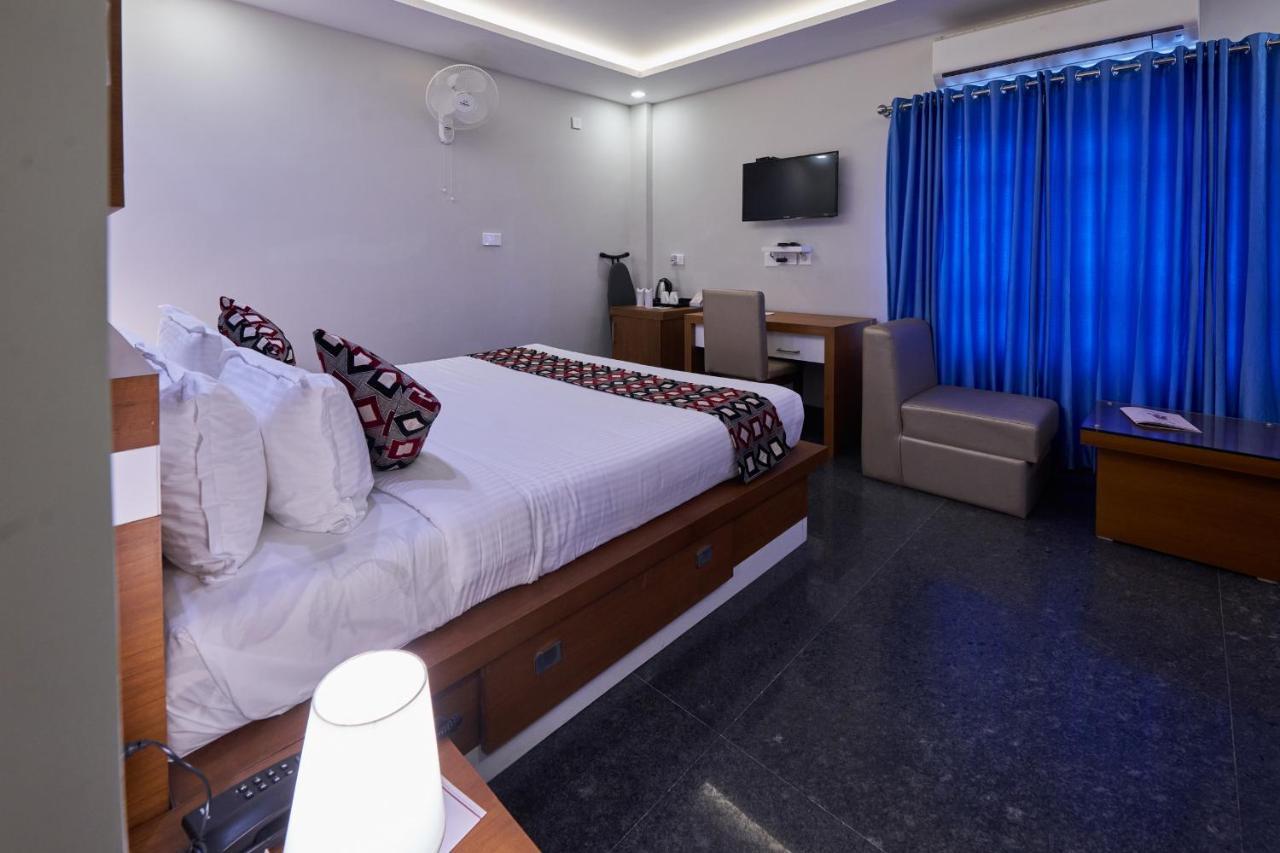 Hotel Vidya Residency Thrissur Exterior foto